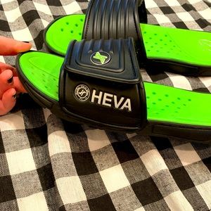 Heva Slides